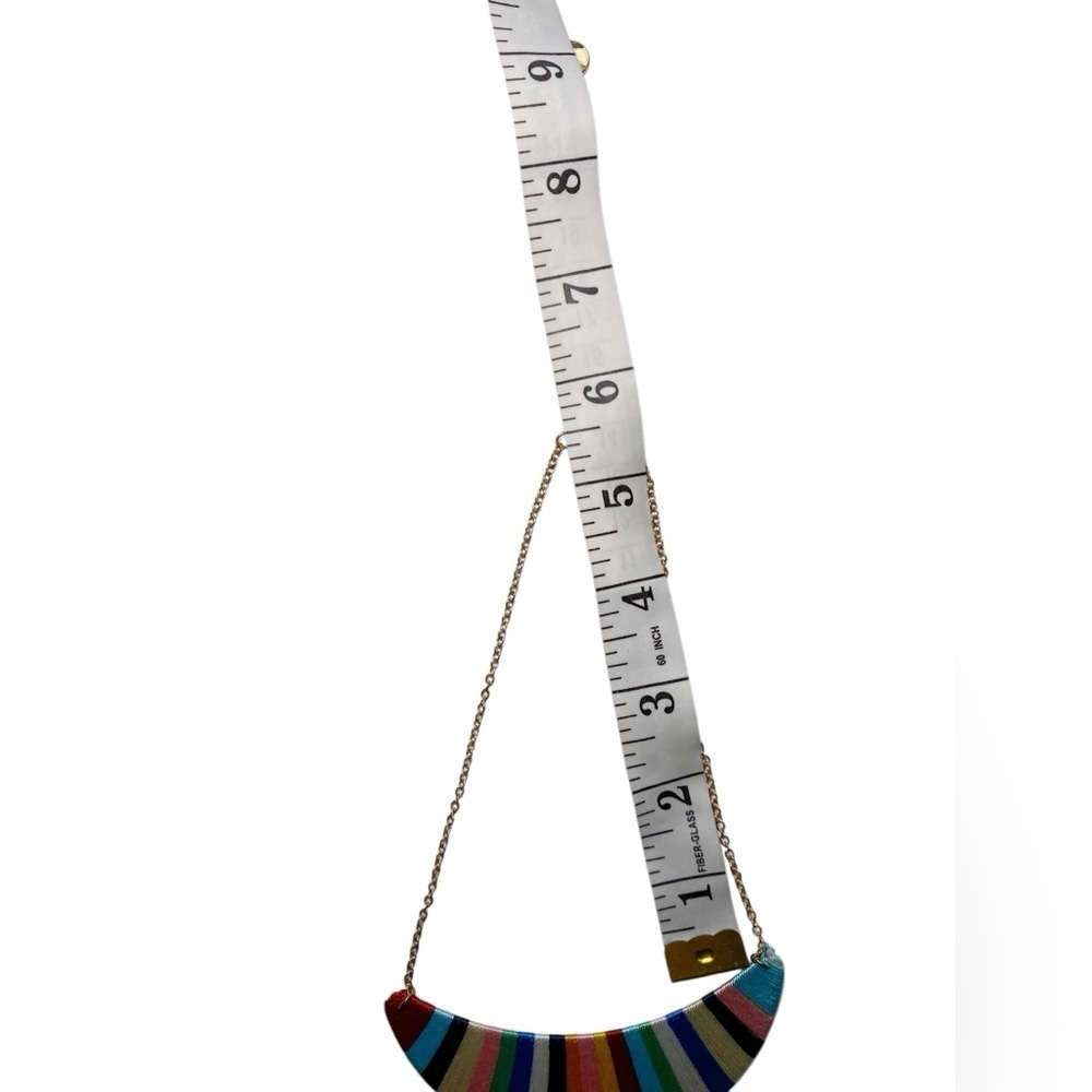 Plunder Crescent Shaped Colorful Striped Necklace - Picture 4 of 7